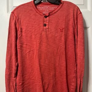 American Eagle long Sleeved Henley
